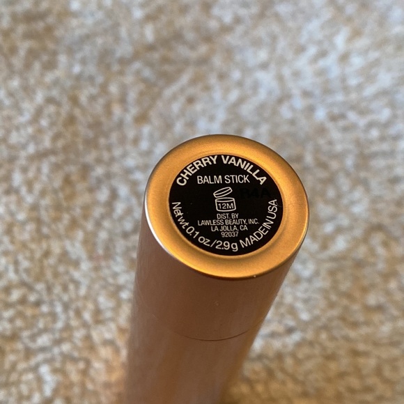 LAWLESS Forget the Filler Lip-Plumping Tinted Lip Balm -Cherry Vanilla - Picture 5 of 6